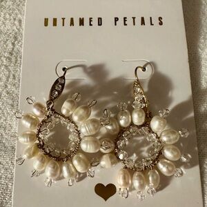 Untamed Petals NWT Crystal Wrapped Hoops With Pearls Earrings